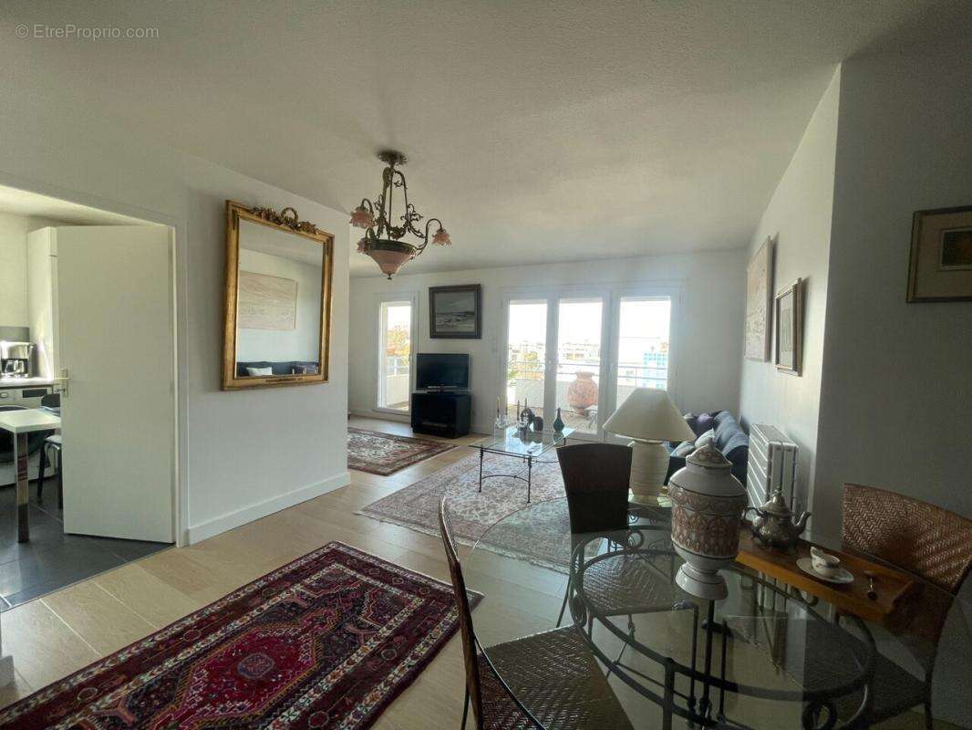 Appartement à ROMANS-SUR-ISERE