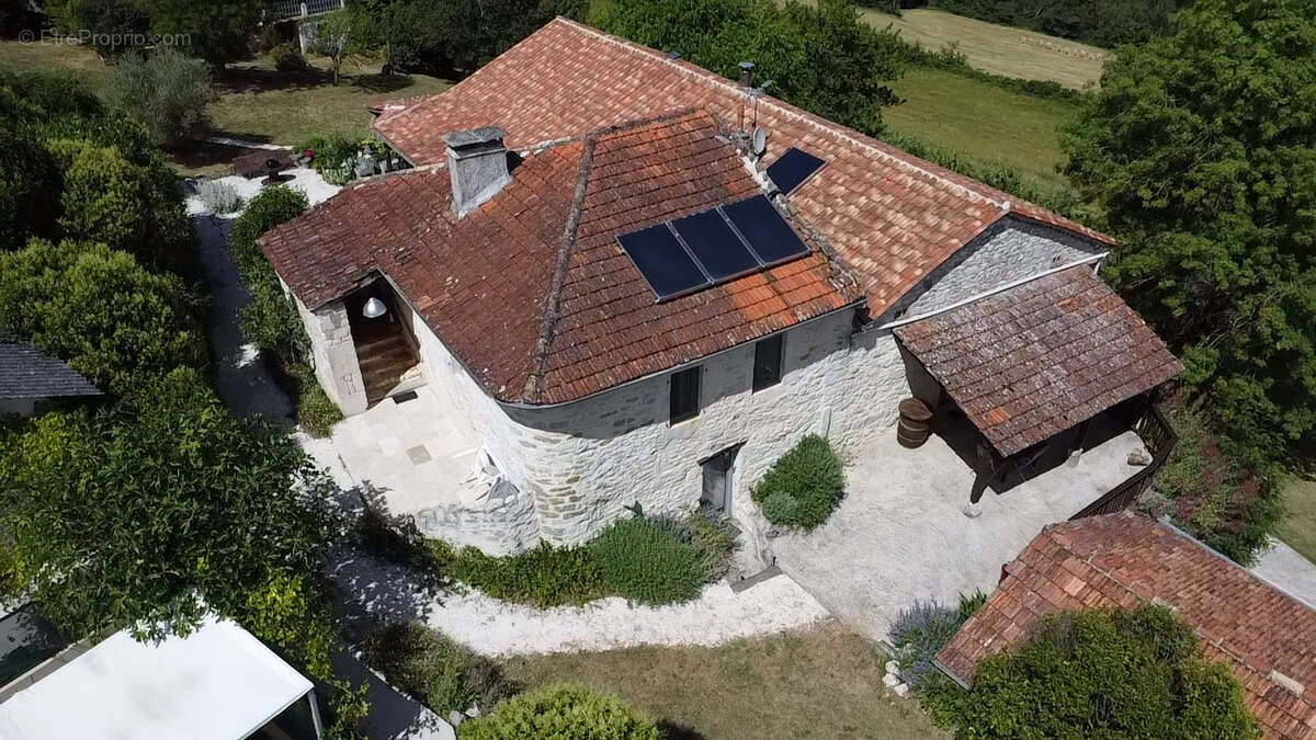 Maison à BAGAT-EN-QUERCY