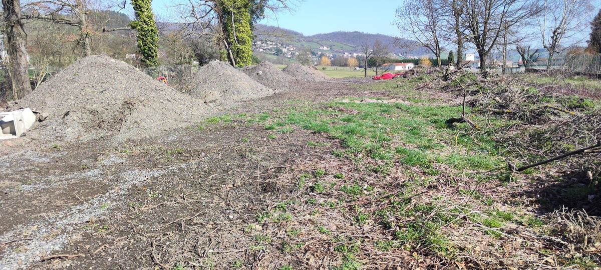 Terrain à SAINTE-FOY-L'ARGENTIERE