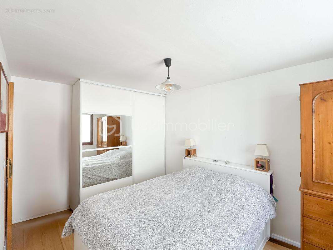 Maison à OZOIR-LA-FERRIERE