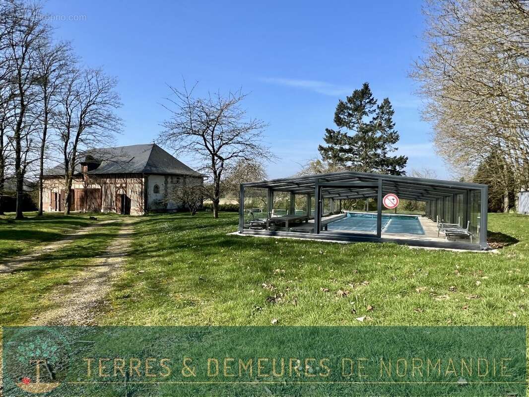 Maison à BOURG-ACHARD