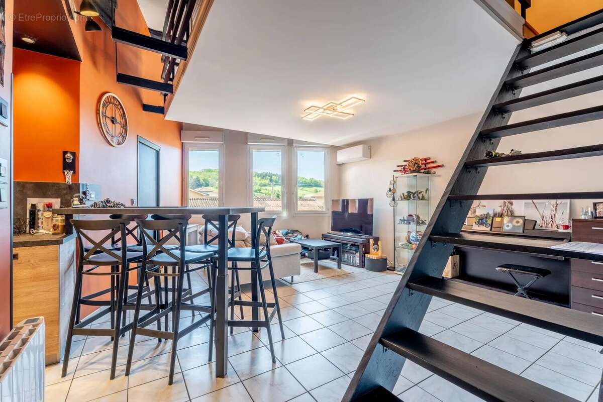 Appartement à MARENNES