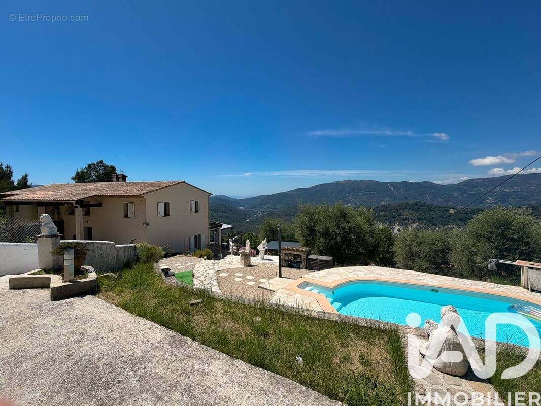 Photo 1 - Maison à BLAUSASC