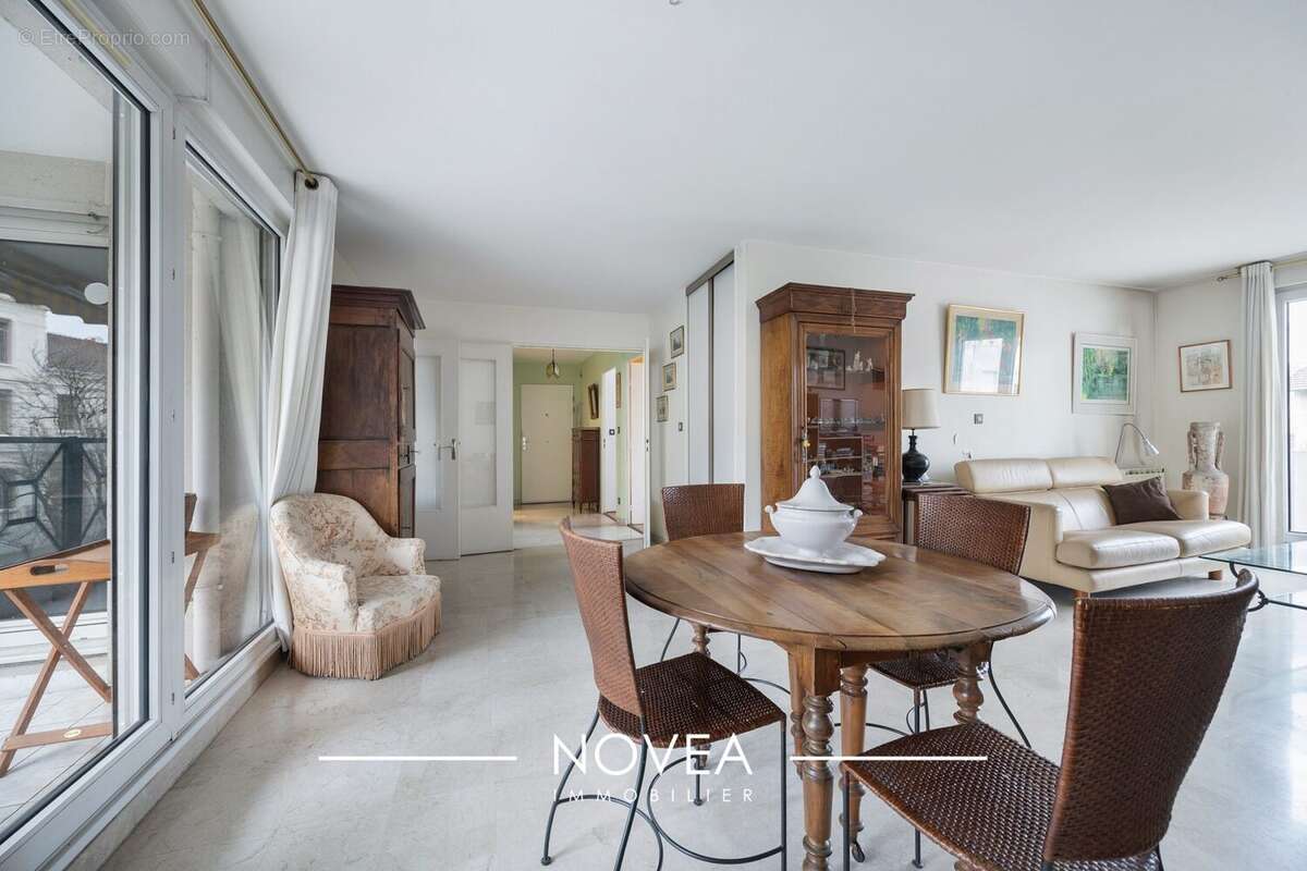 Appartement à LYON-4E