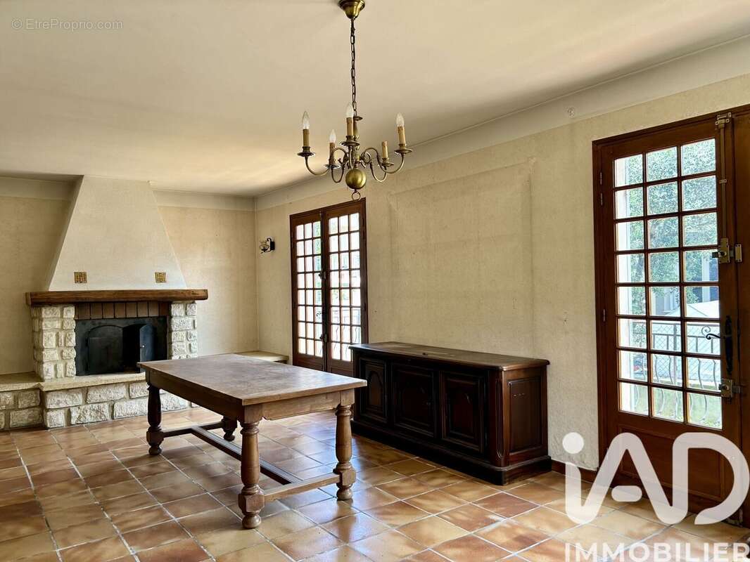 Photo 2 - Maison à LE PONTET