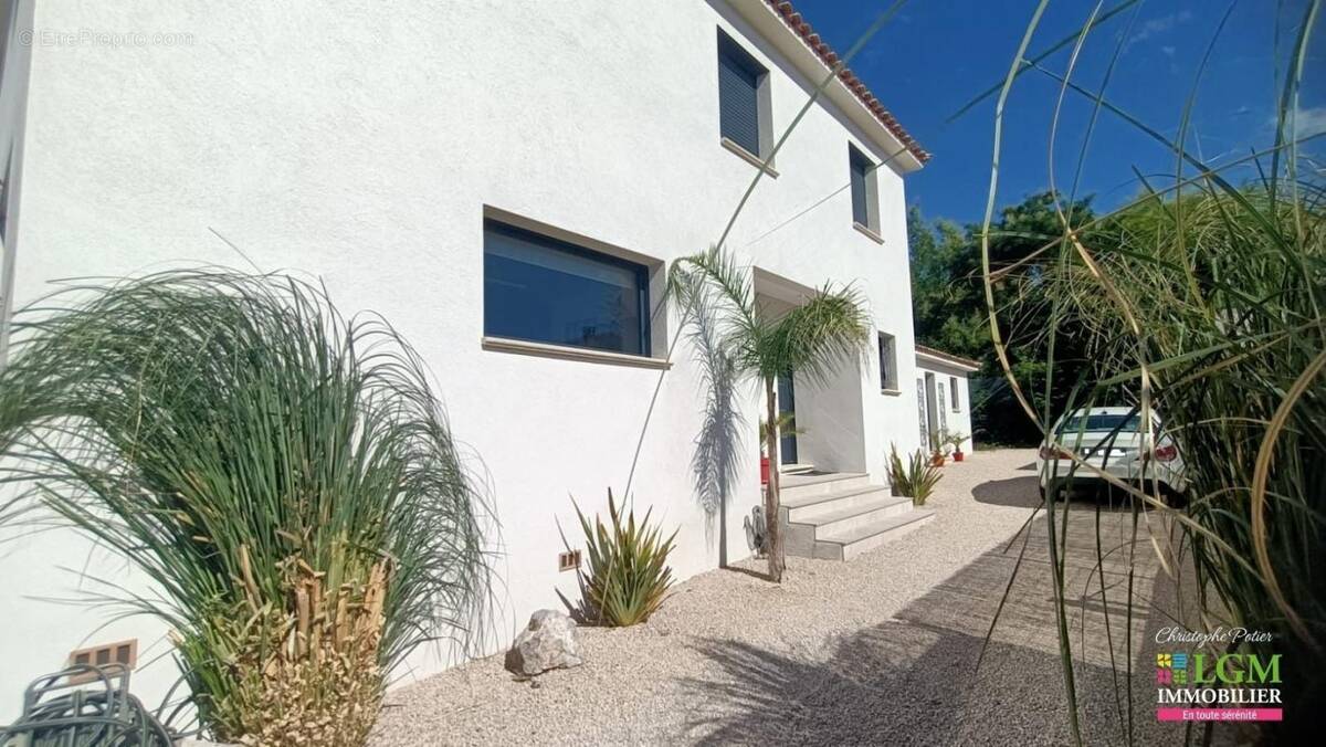 Maison à VAISON-LA-ROMAINE