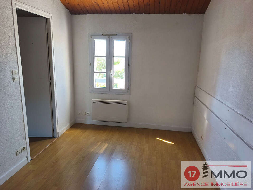 Maison à LA BREE-LES-BAINS