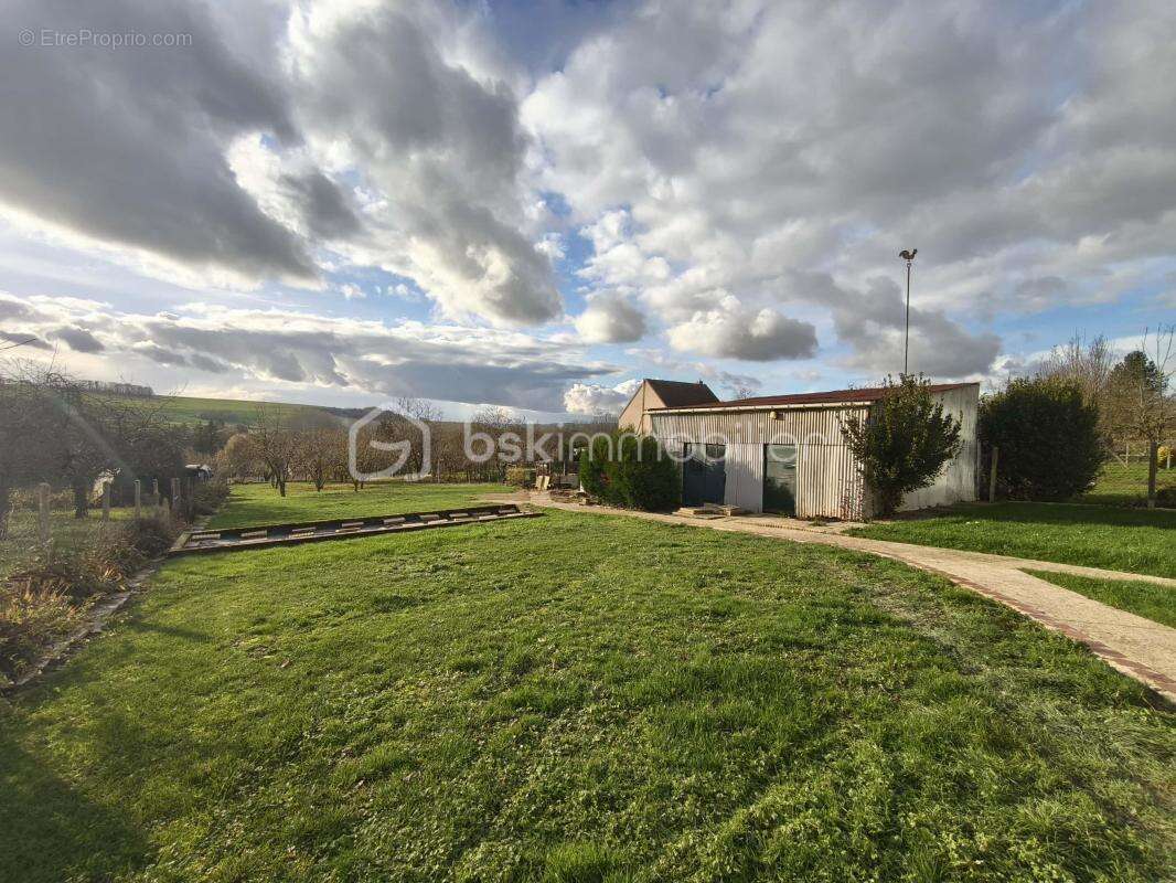 Maison à MONTMIRAIL