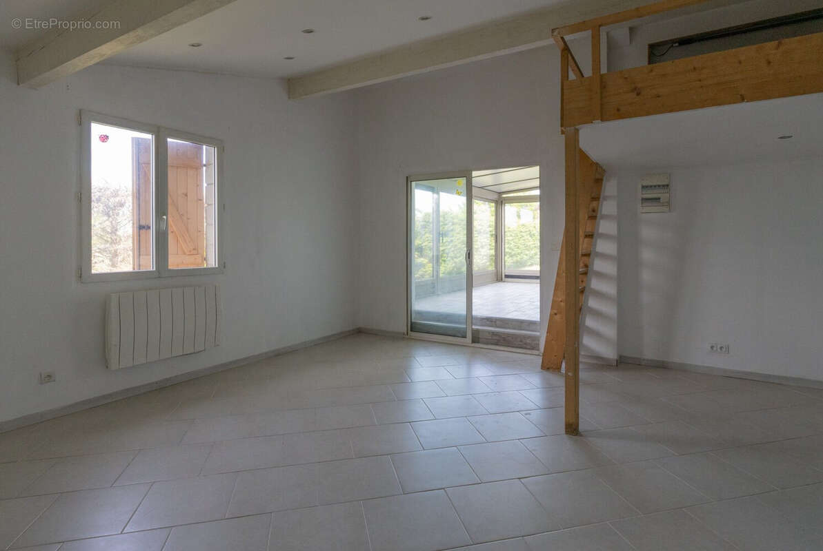 Maison à BONNARD