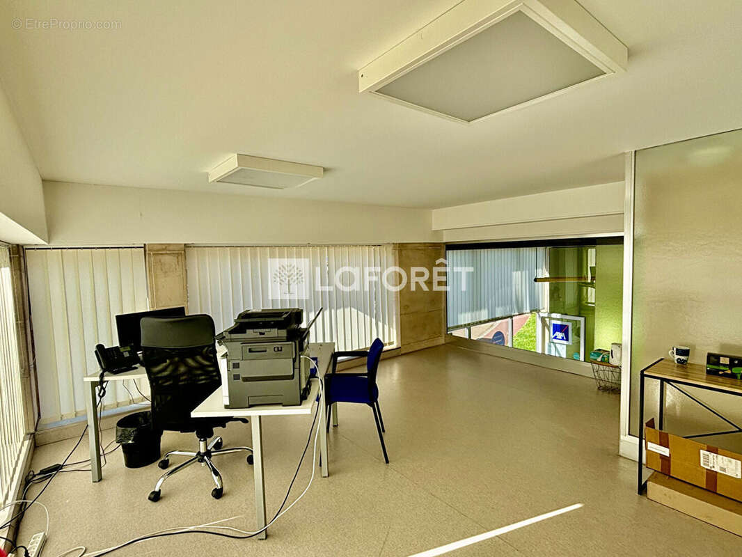 Commerce à CHAUMONT