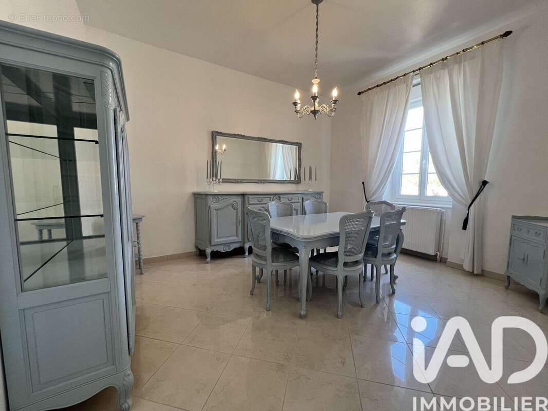 Photo 3 - Maison à VARENNES-SUR-ALLIER