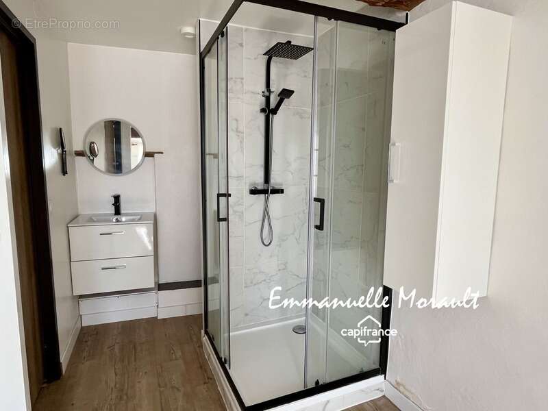 Maison à BAGNOLS-EN-FORET