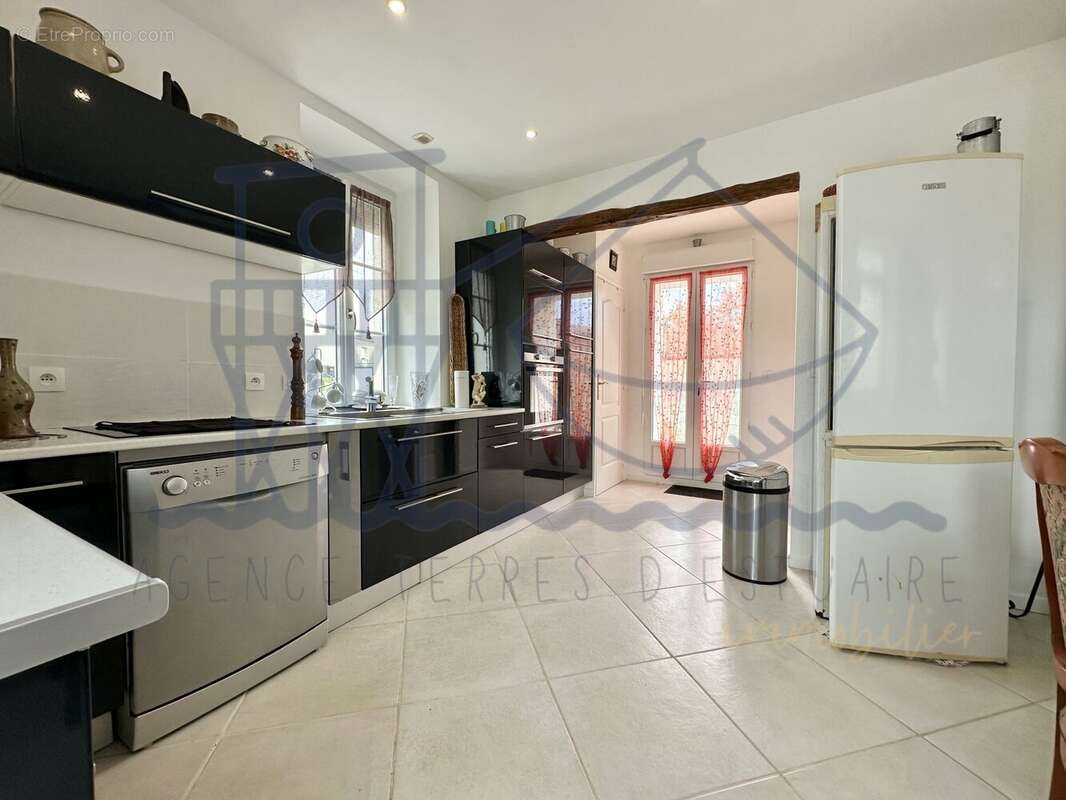 Maison 78 m² à Floirac  - photo 8