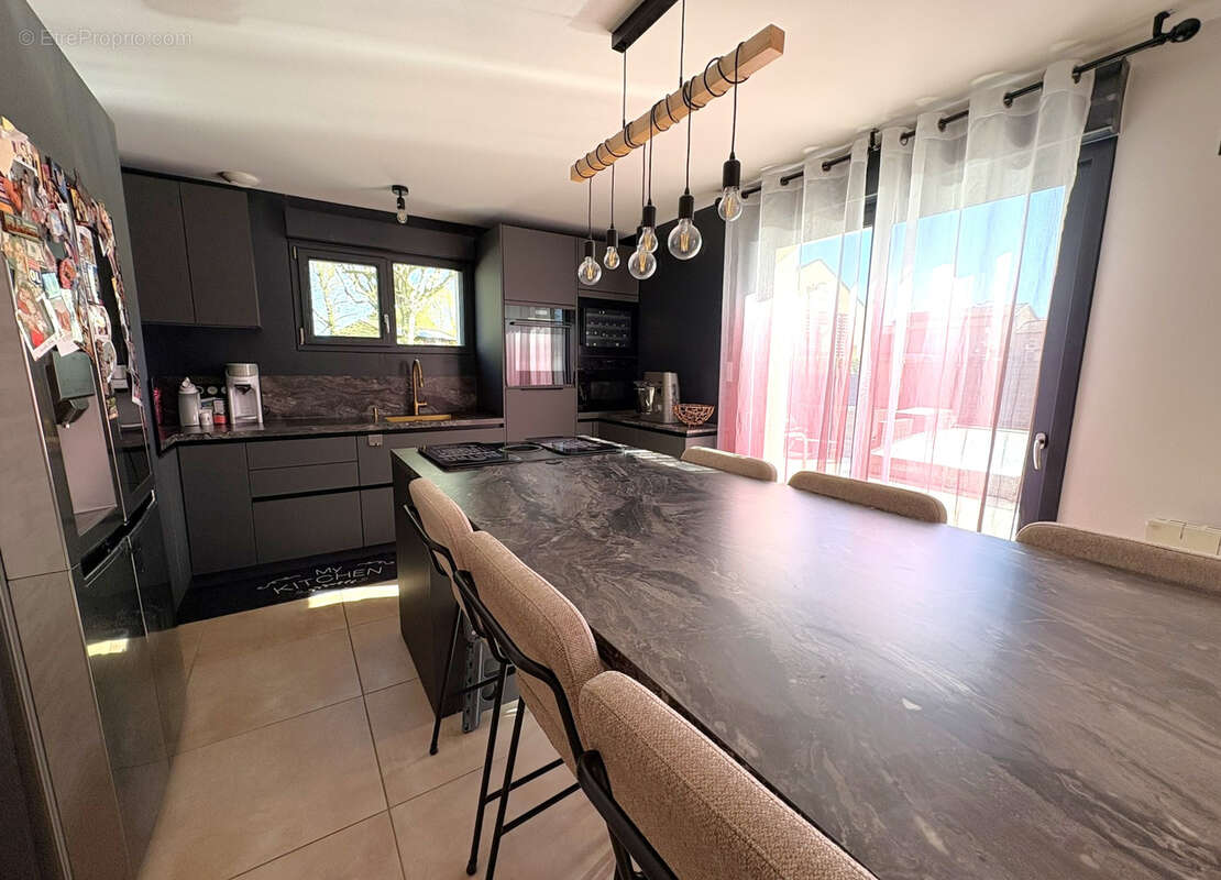 Maison à AMBERIEUX-EN-DOMBES