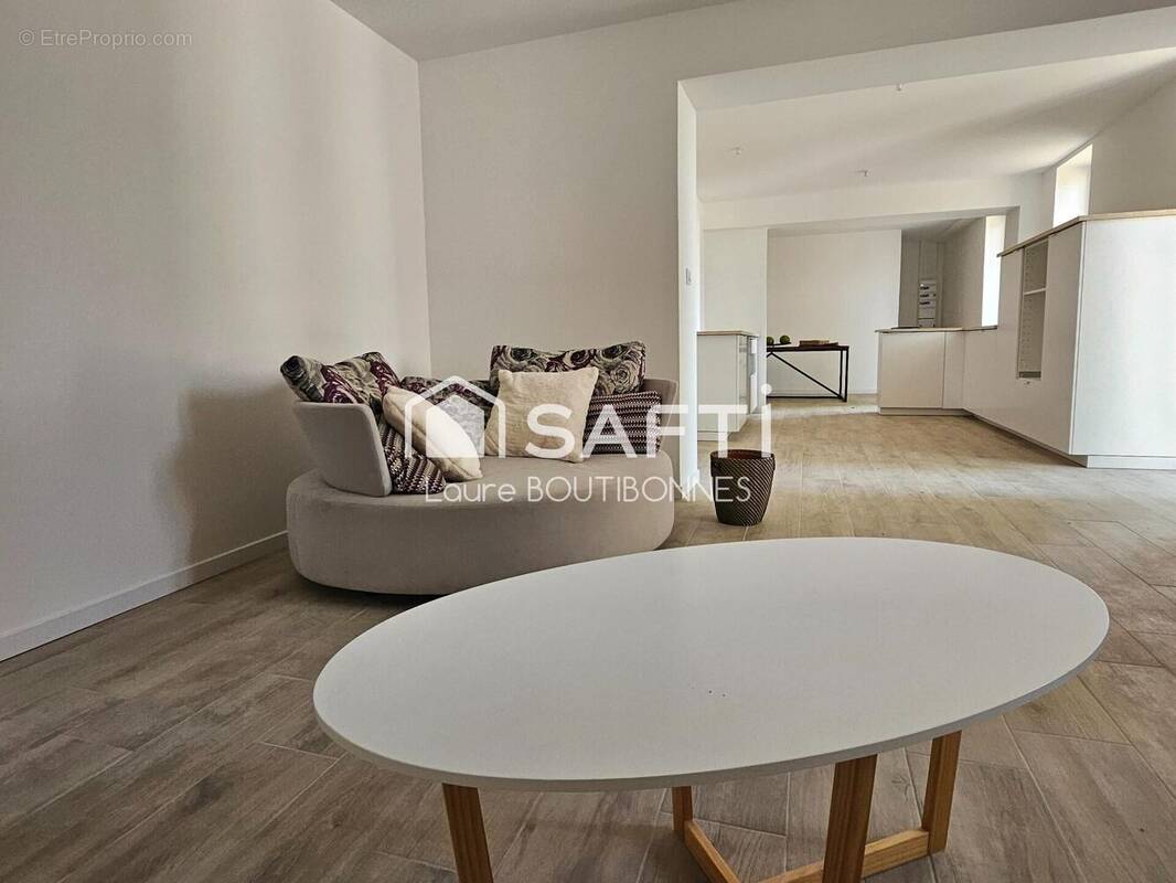 Photo 1 - Maison à SAINT-SULPICE