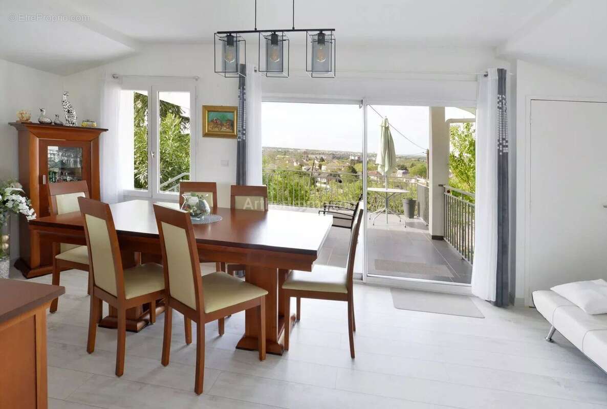 Maison à VILLENEUVE-SAINT-GEORGES