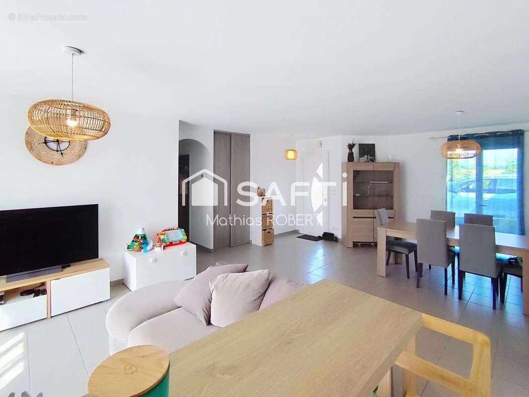 Photo 5 - Maison à AUSSAC-VADALLE