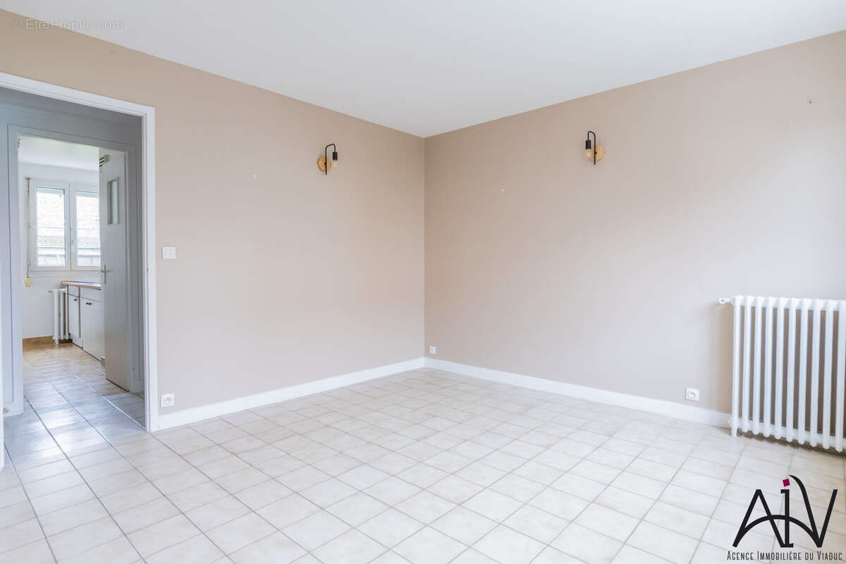 Appartement à ATHIS-MONS