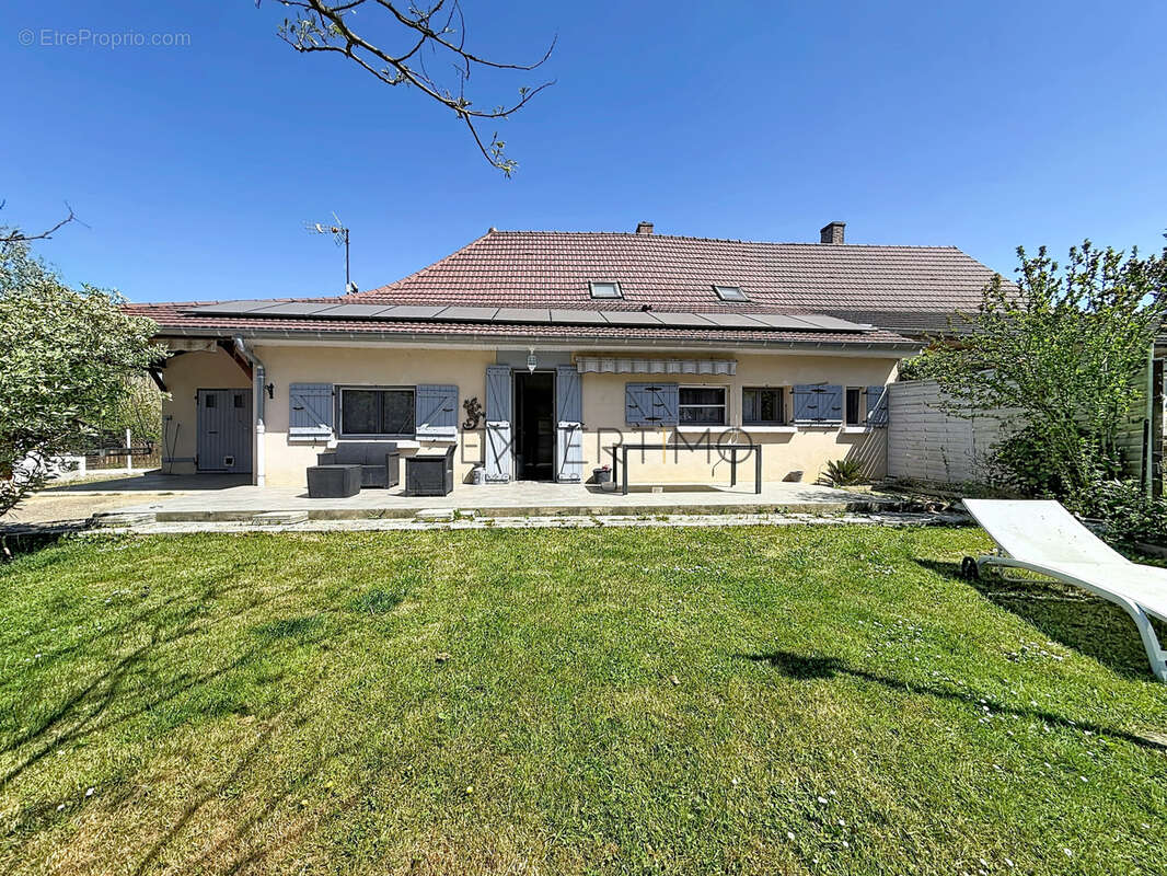 Maison à BANTANGES