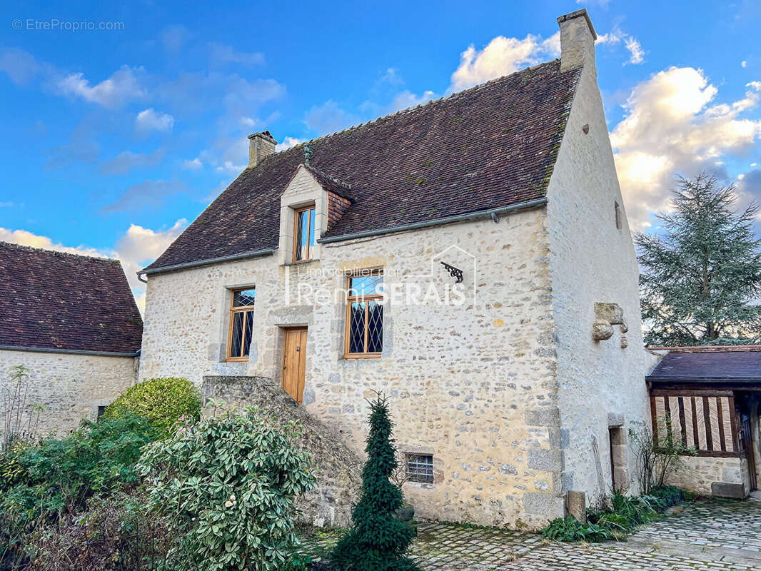 Ferme Manoir 232 m2 avec terrain proche de Sées - photo 14