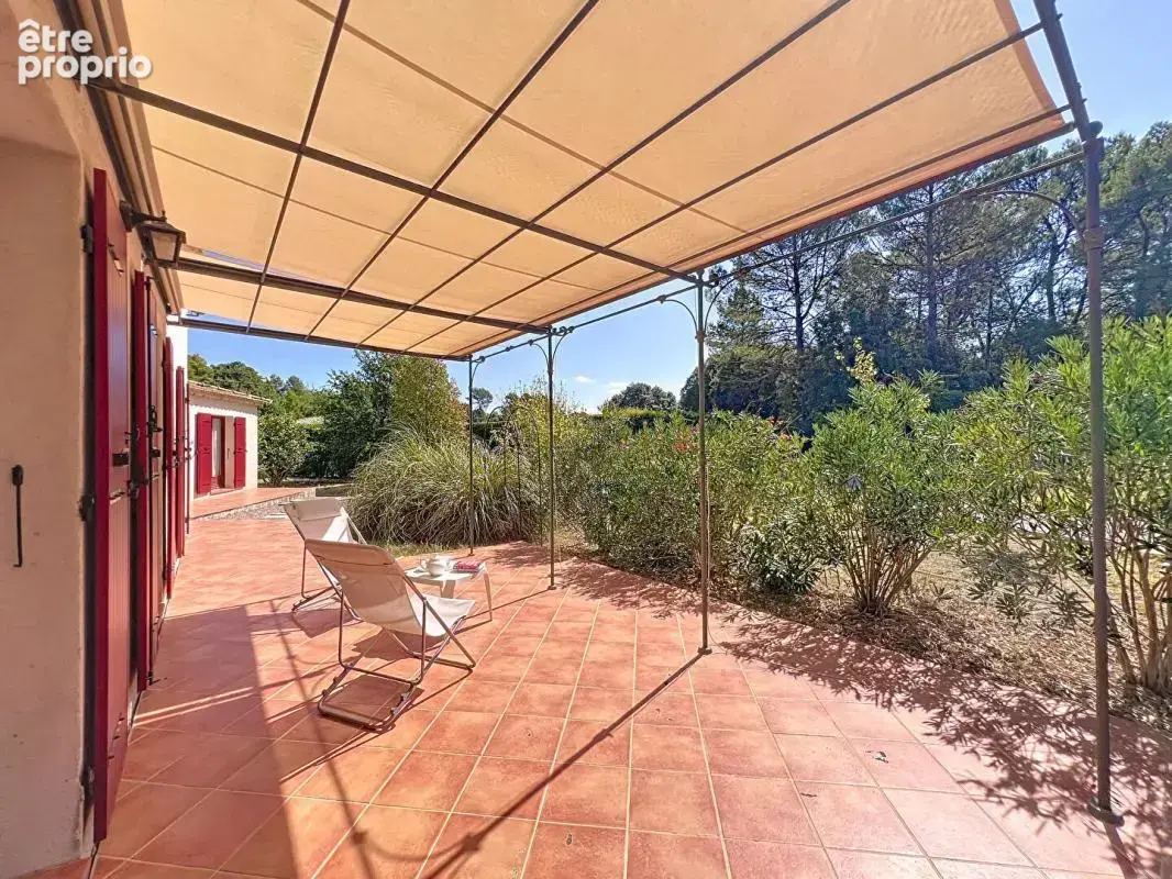Au Thoronet Villa 5 pièce(s) de 114 m2, 3 chambres, terrain de 1500m², garage, piscine - photo 9