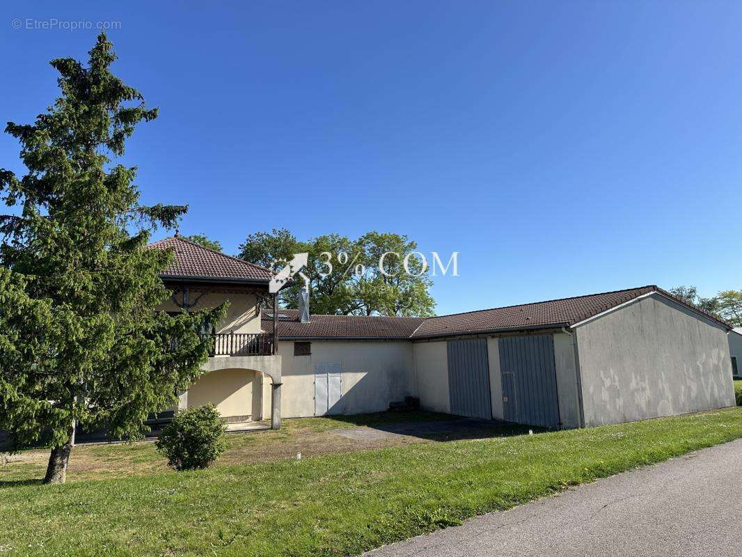 Maison à DOMBASLE-EN-XAINTOIS