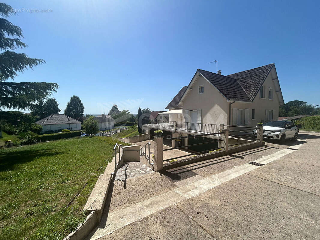 Maison à SAINT-GEORGES-SUR-BAULCHE