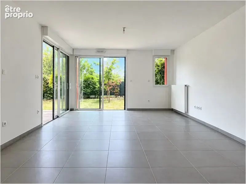 Maison T4 avec jardin et garage - photo 2