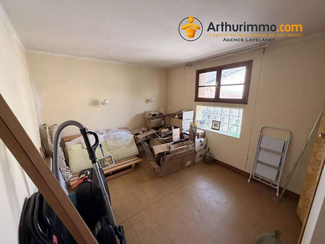 Maison à VILLENEUVE-D'OLMES