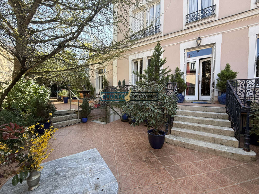 Maison à AUXERRE