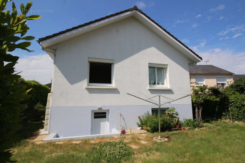 Maison à CHATELLERAULT