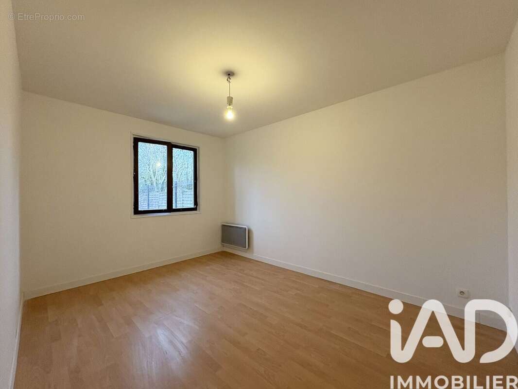 Photo 9 - Maison à DAMMARIE-LES-LYS
