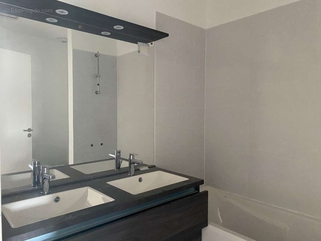 Appartement à POMPERTUZAT