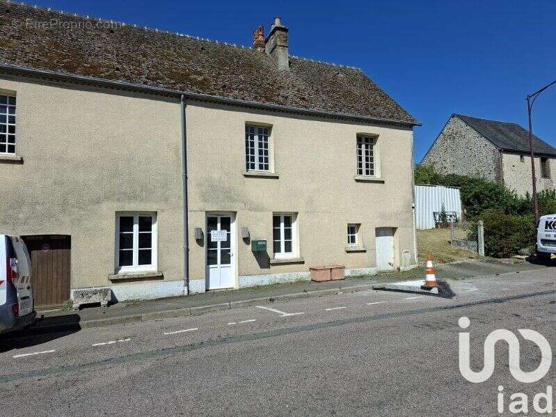Photo 2 - Maison à LA POTERIE-AU-PERCHE