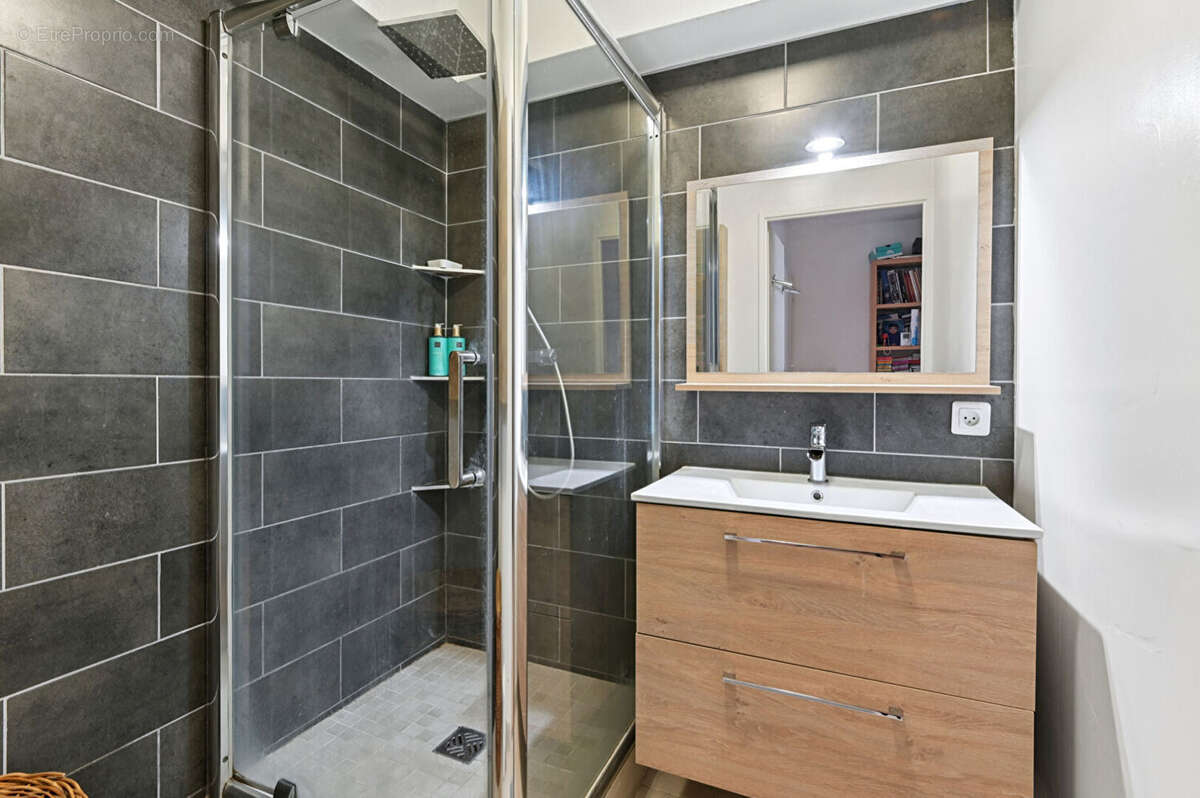 Appartement à NANTERRE