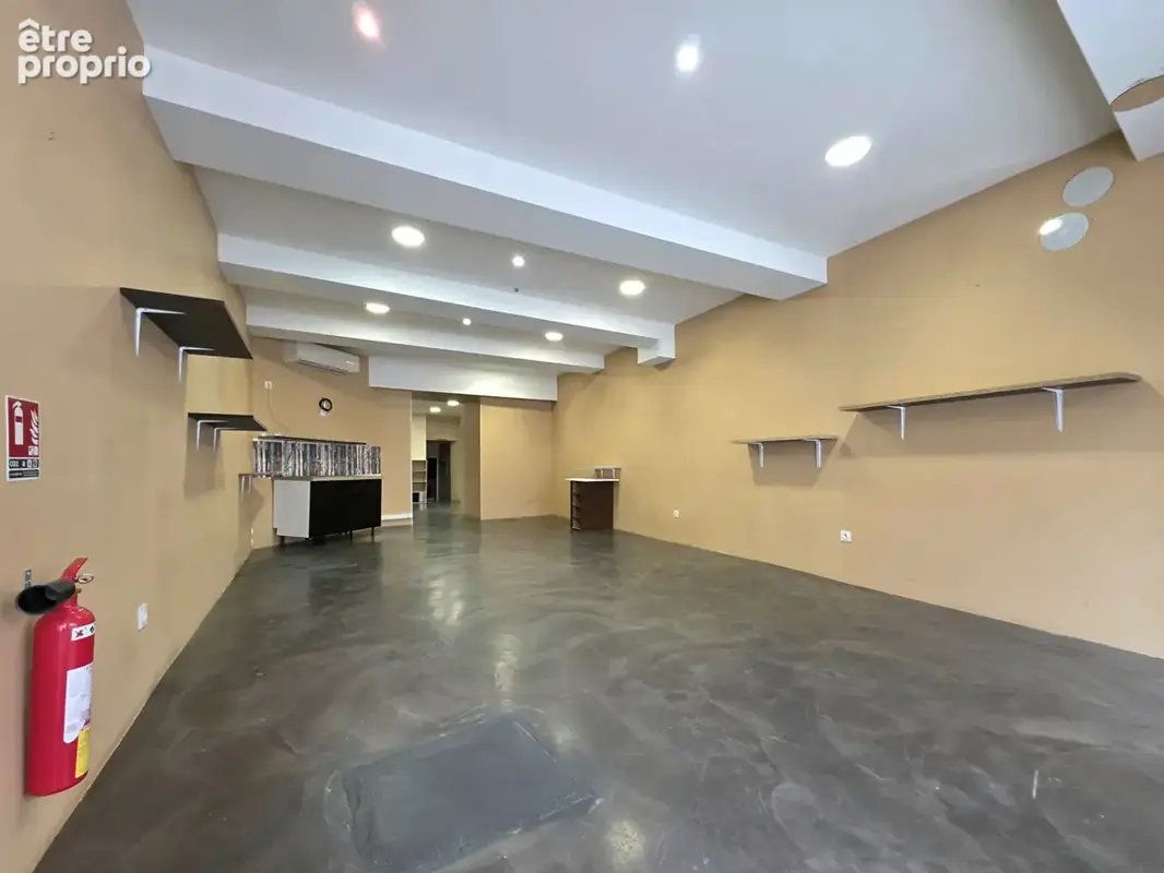 Photo Commerce à Romans-Sur-Isere au prix de 55 000€