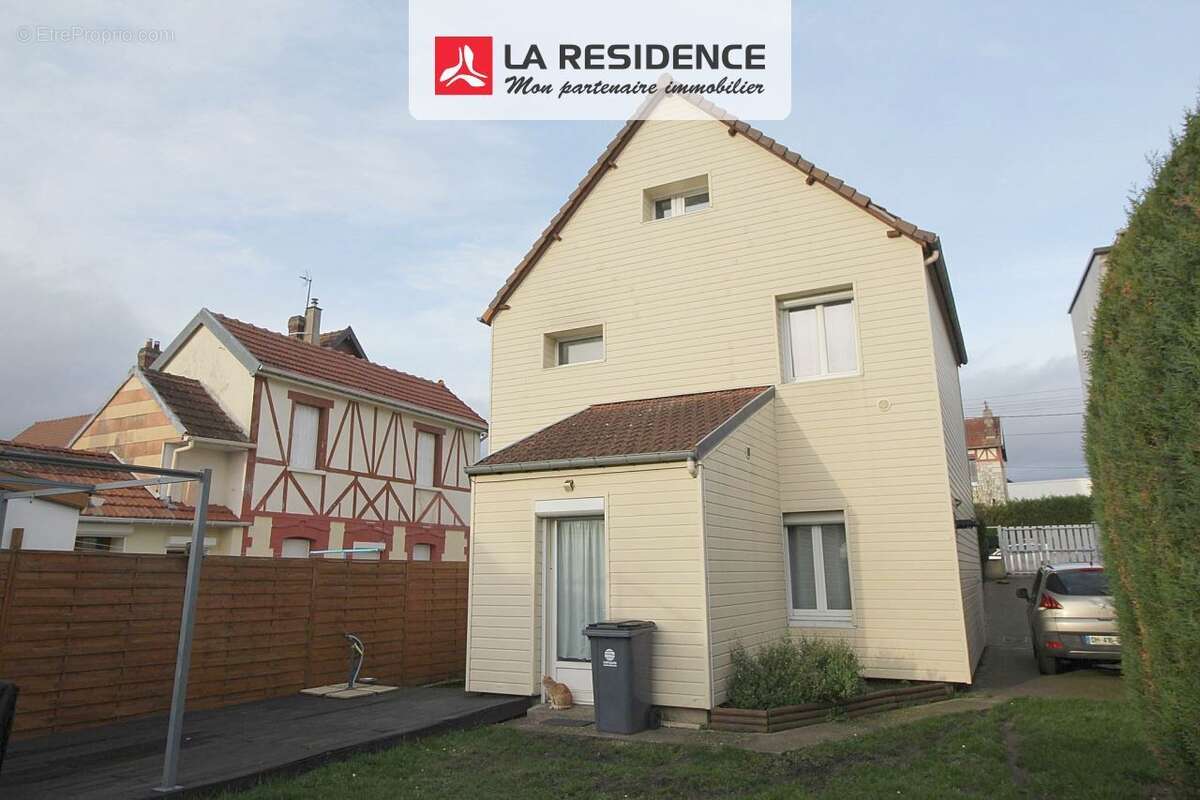 Maison à LE PETIT-QUEVILLY