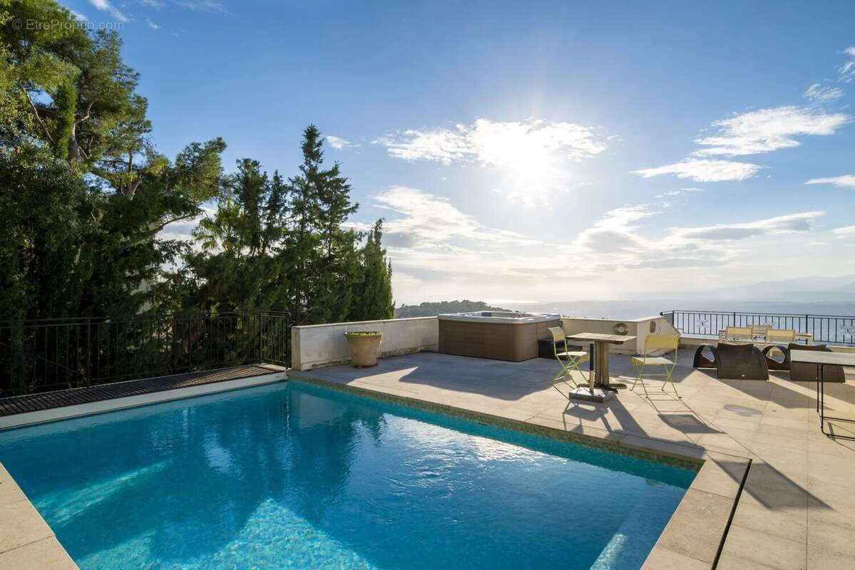 Mont leuze – villa 308 m² sur terrain de 2 550 m² – vue panoramique mer & montagnes - photo 3
