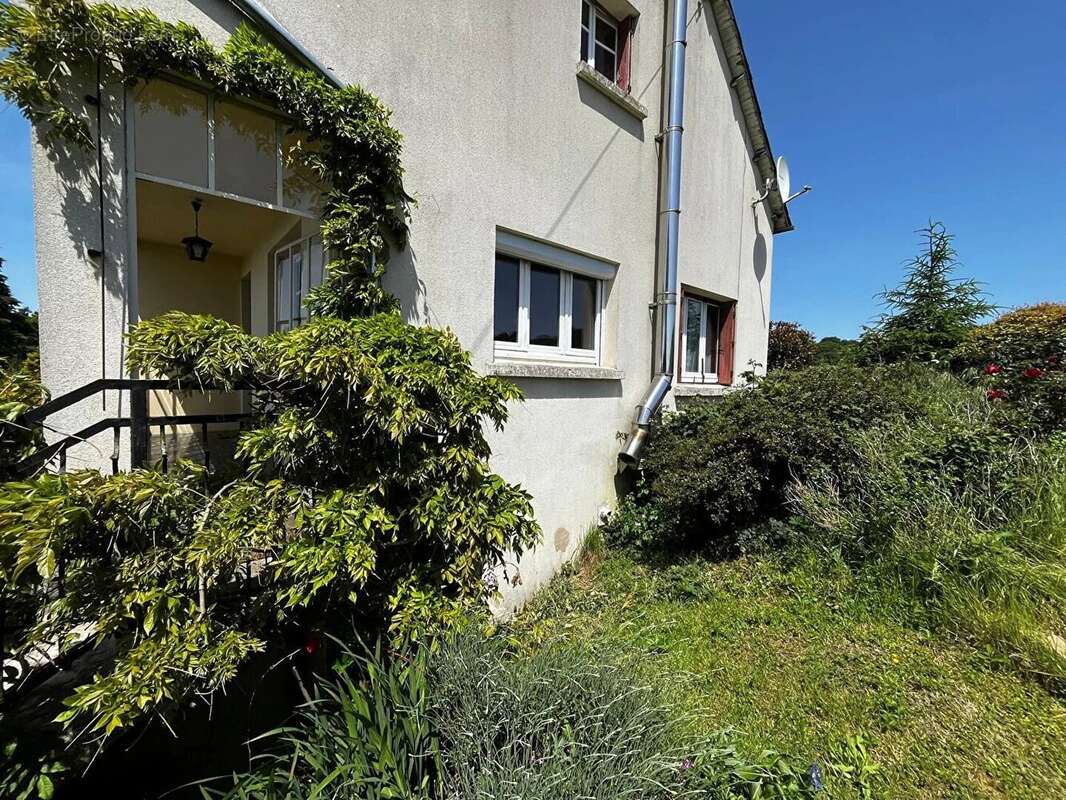 Maison à LE HAUT-CORLAY