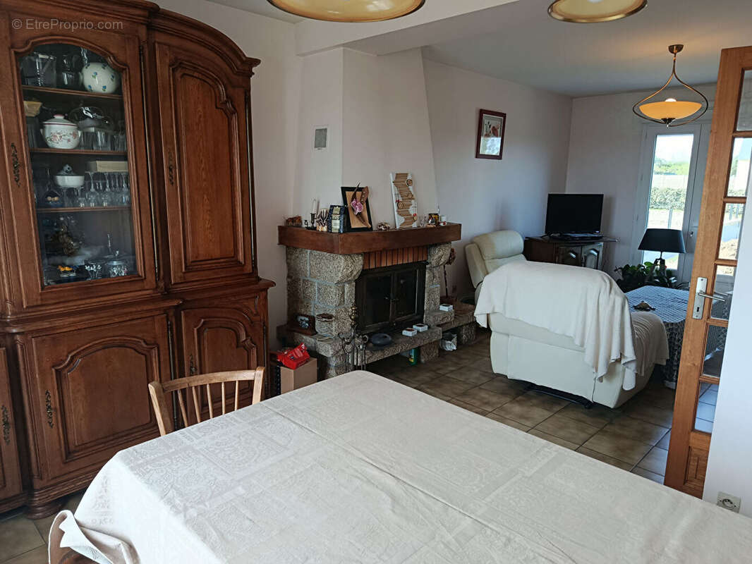 Maison à PLOUDALMEZEAU