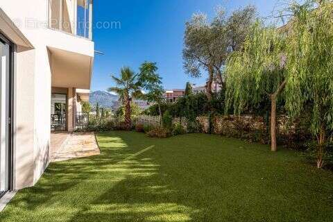 Appartement à ROQUEBRUNE-CAP-MARTIN