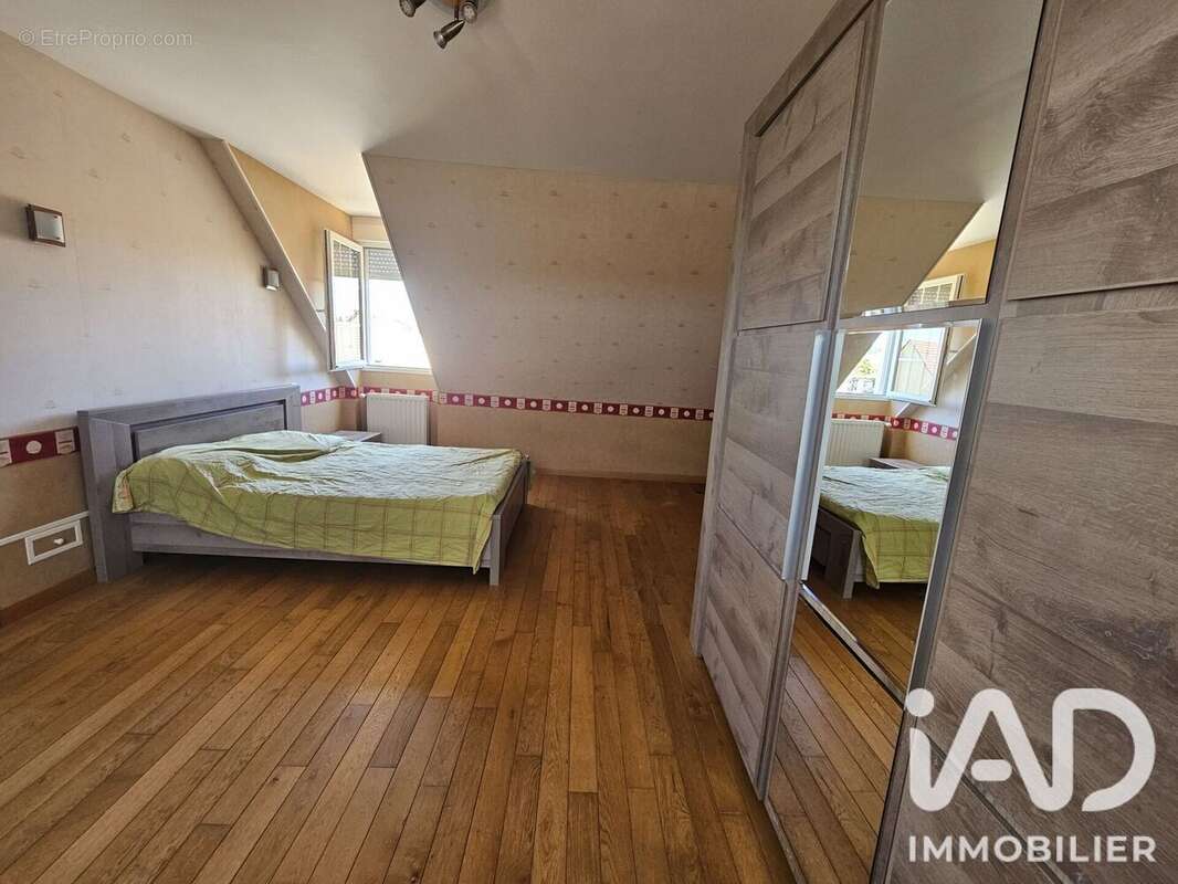 Maison 154 m² à Areines  - photo 4