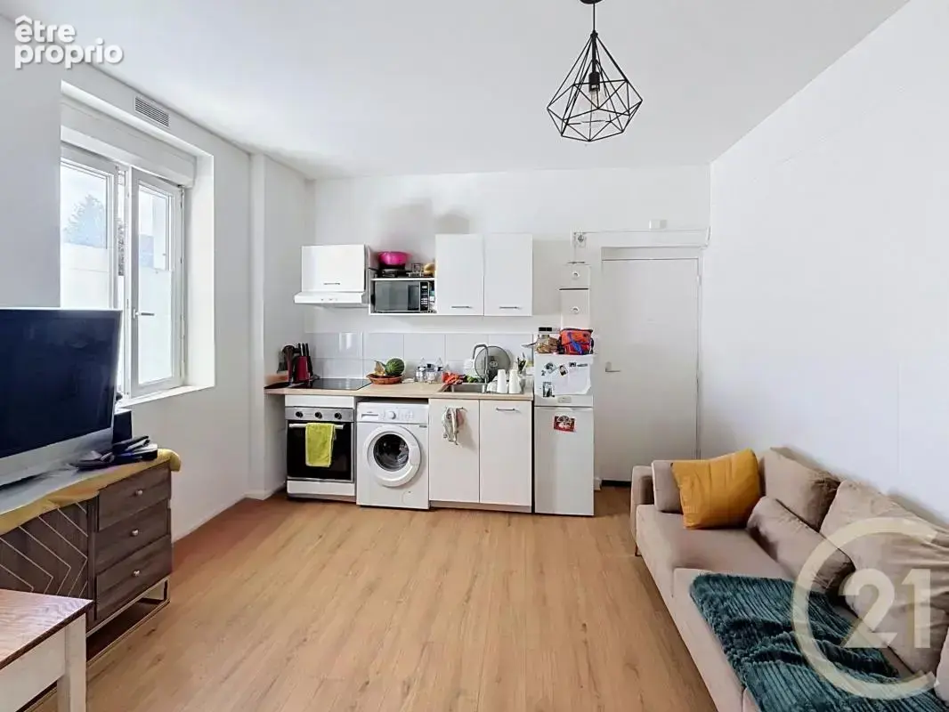 Appartement 2 pièces 27 m² à vendre à Choisy-Le-Roi (94600) - photo 2