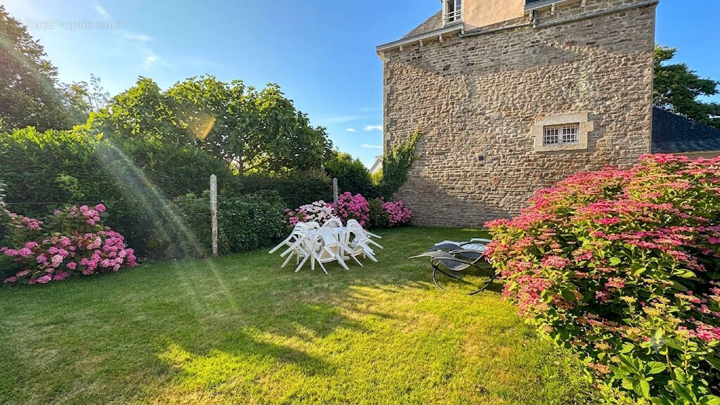 Fouesnant, Beg-Meil, Emplacement exceptionnel ! Maison 2 chambres bourg et plage a pieds. - photo 2