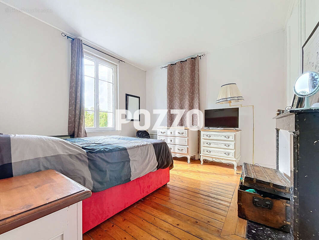 Maison à PONT-L&#039;EVEQUE