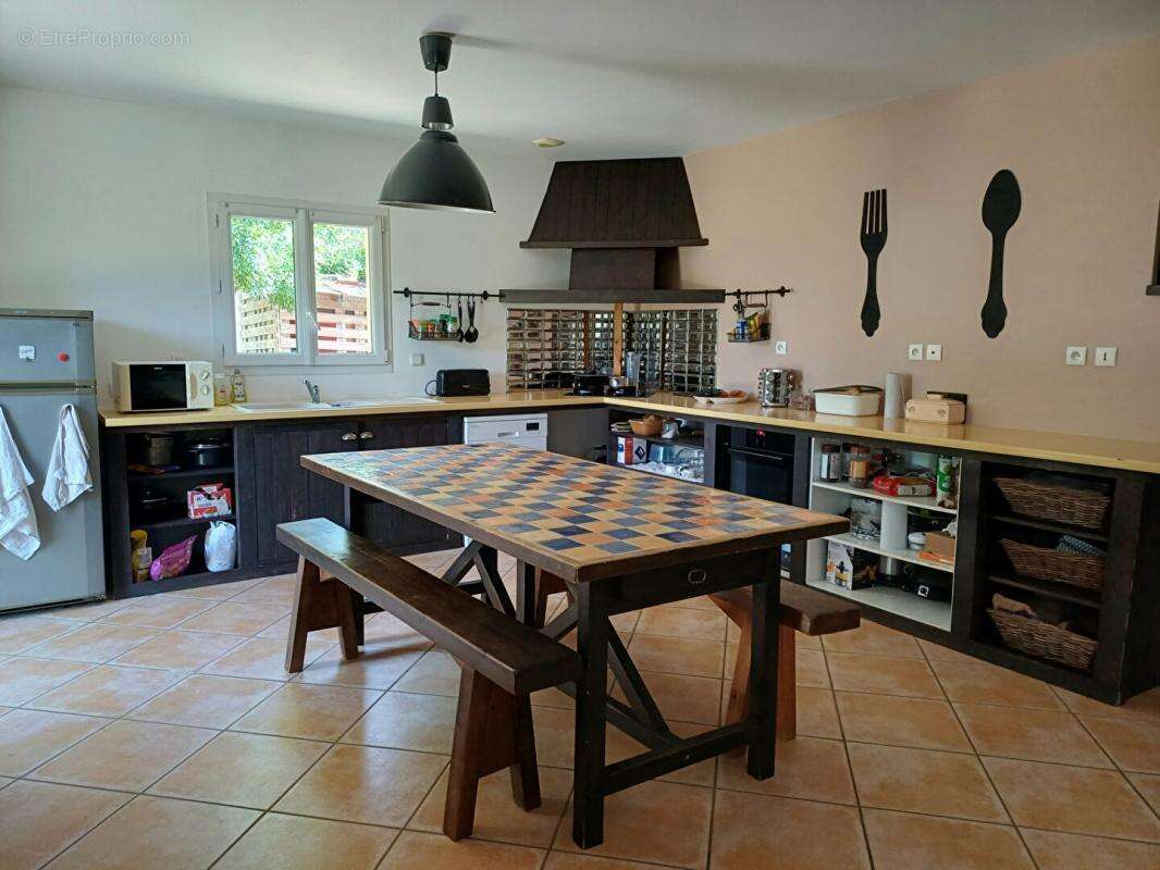 Sansais - Plain-pied 134 m2 et son jardin - photo 3
