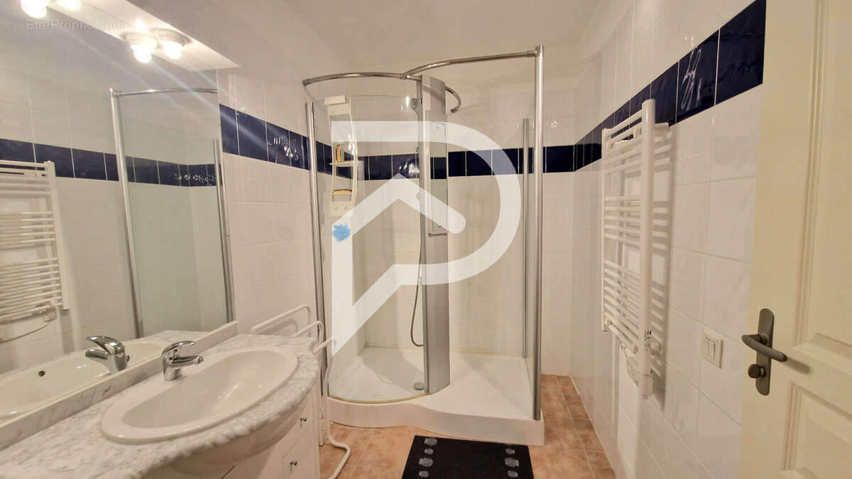 Maison à SAINT-GILLES