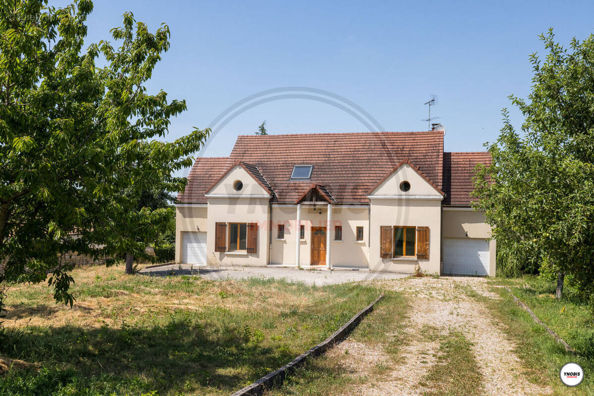 Maison à CHAPET