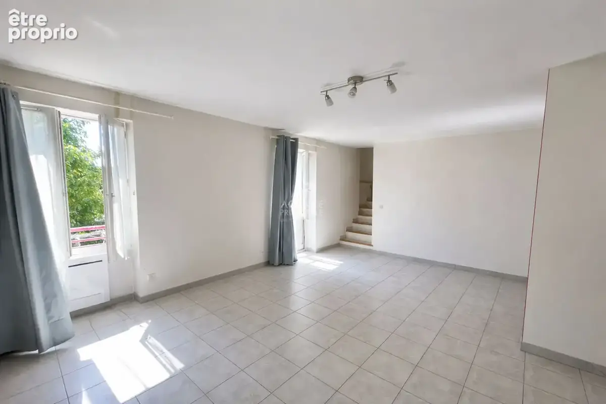 Appartement Carrieres Sous Poissy 3 pièce(s) 68 m2 - photo 2