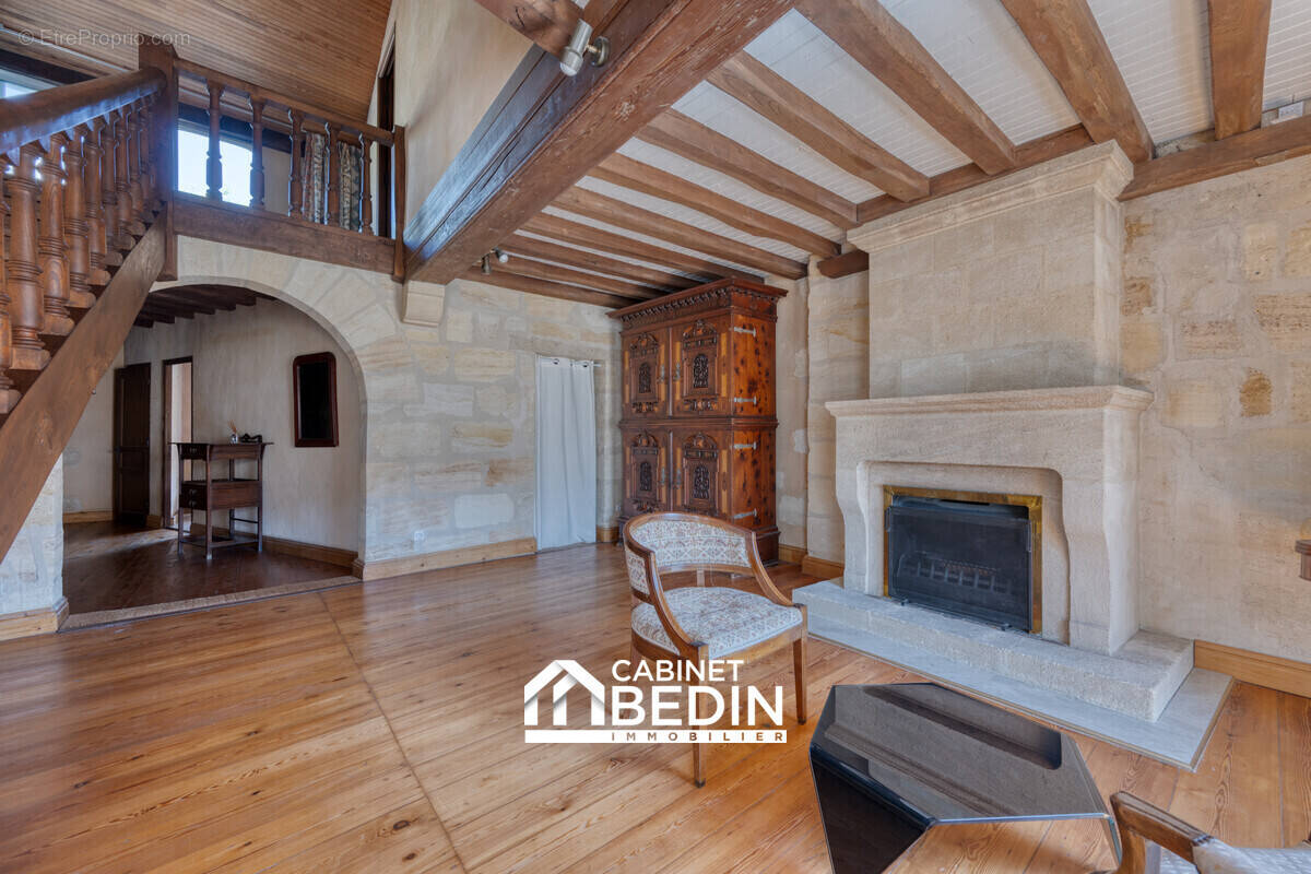 Appartement à BORDEAUX
